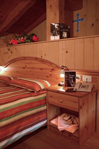 Hotel Garni Plueme Sauris Kamer foto